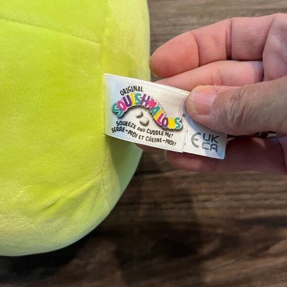 Bridgie the Tulip Squishmallow 8" plush - Picture 4 of 4